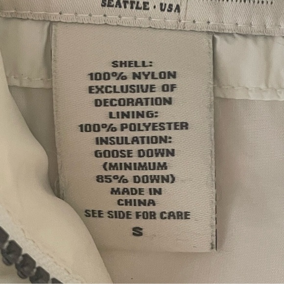 Eddie Bauer Premium Goosedown Quilted EB700 Puffer Vest S White Full Zip - Picture 5 of 6